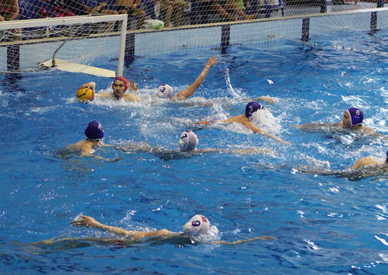 2014-04-09_waterpolo-550